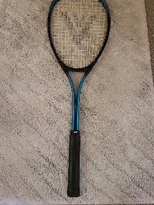 Squash and raquet ball rackets