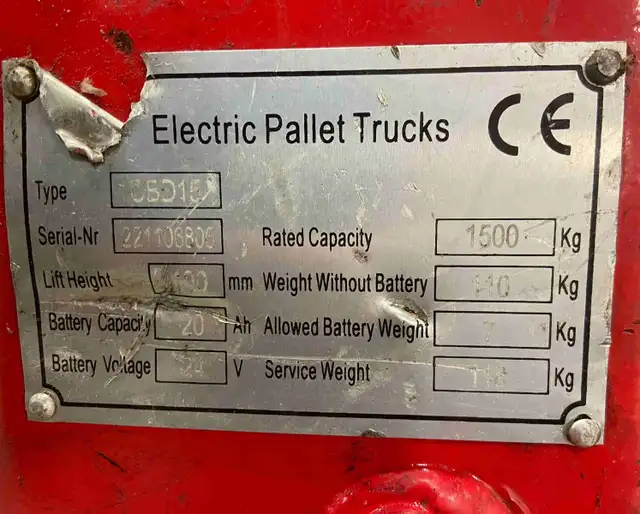 Electric pallet jack