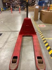 Electric pallet jack - Photo 2