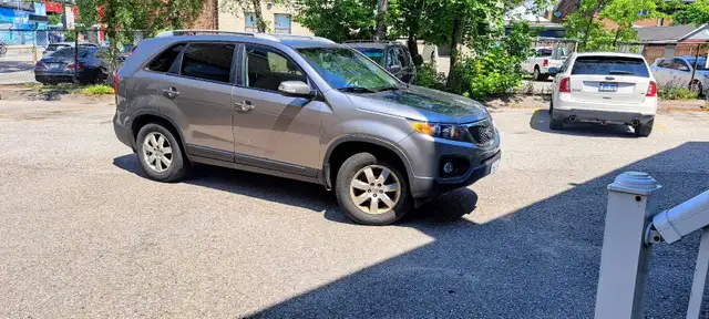 2013 Kia Sorento ( new engine)