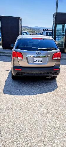 2013 Kia Sorento ( new engine) - Photo 2