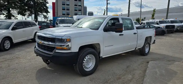 2017 Chevrolet Silverado 1500 Work Truck - 4x4 - Tow package!