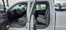 2017 Chevrolet Silverado 1500 Work Truck - 4x4 - Tow package! - Photo 10