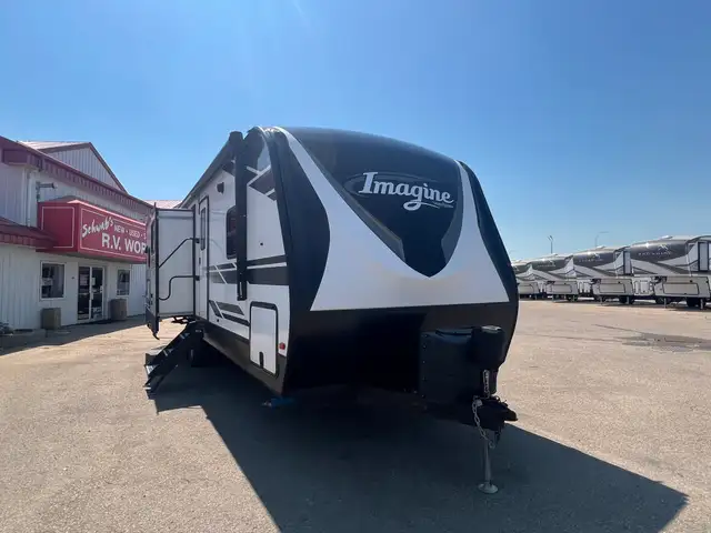2021 Grand Design Imagine 2670MK, SPACIOUS, ISLAND