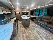2021 Grand Design Imagine 2670MK, SPACIOUS, ISLAND - Photo 4