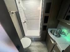 2021 Grand Design Imagine 2670MK, SPACIOUS, ISLAND - Photo 14