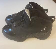 Rare Vintage 2008 Jordan Melo M5 'Blackout' - Youth Size 6Y - Photo 3