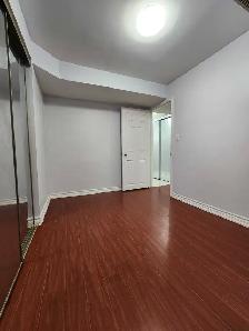 1 Bedroom Basement Apartment - Photo 6