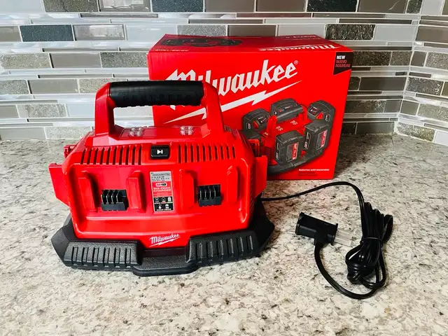New Milwaukee M18 6 Port Sequential Battery Charger
