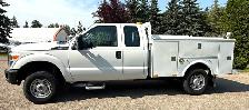 2015 FORD F250 XL SUPERCAB SERVICE BODY, LOW KMS - Photo 2
