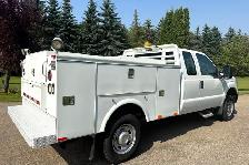 2015 FORD F250 XL SUPERCAB SERVICE BODY, LOW KMS - Photo 8