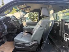 2015 FORD F250 XL SUPERCAB SERVICE BODY, LOW KMS - Photo 15