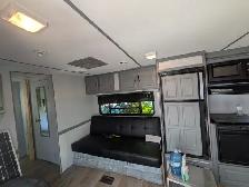 Jayco Eagle Travel Trailer – $500 OBO – Must Pick Up