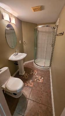 2-Bedroom basement for rent - Mississauga - Photo 6