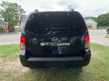 2012 Nissan Pathfinder LE 1 Owner Dealer Serviced from New Certi - Photo 5