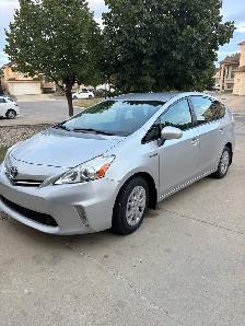 2012 Toyota prius v - Photo 4