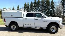2015 RAM 3500HD SLT HEMI/CREWCAB/SERVICE CANOPY/LADDER RACKS