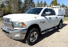 2015 RAM 3500HD SLT HEMI/CREWCAB/SERVICE CANOPY/LADDER RACKS - Photo 3