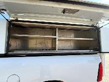 2015 RAM 3500HD SLT HEMI/CREWCAB/SERVICE CANOPY/LADDER RACKS - Photo 10