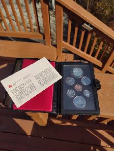 Royal Canadian Mint 1983 double dollar Proof Coin Set - Photo 4