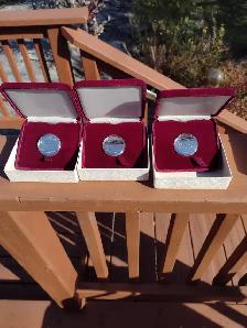 1982 Canadian nickel dollars your choice 7.00 each - Photo 3