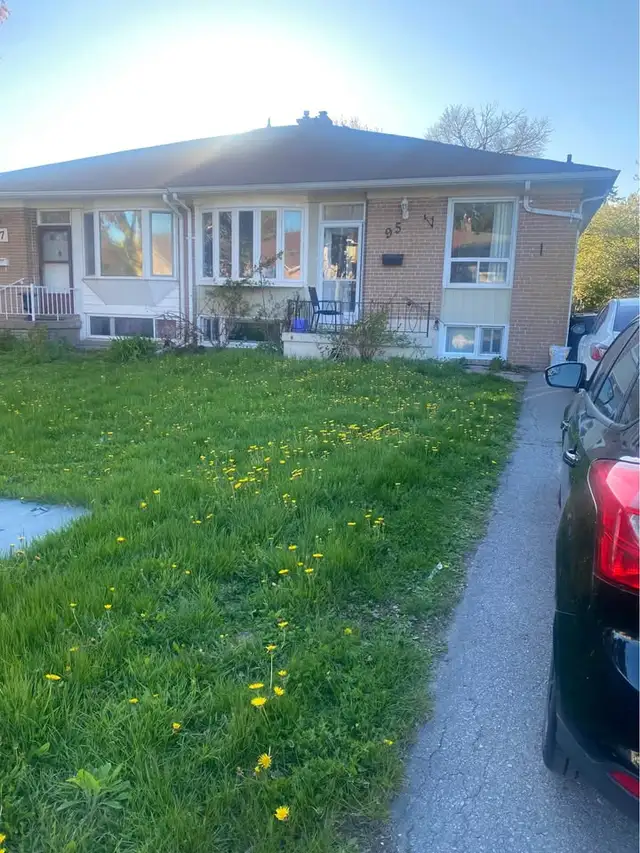 One Private Room Is Available For RENT On Main Floor Of A House