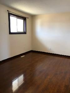 3-Bedroom Main Floor for Rent - Photo 7