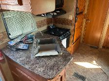 Keystone cougar fifth wheel camper - Photo 5