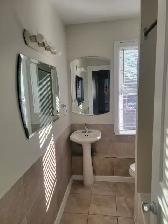 Large bright 1 bedroom apt in safe quiet house - Photo 9