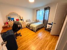 Grande chambre meublée à louer - Photo 2