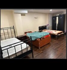 Shared room for rent close to airport and mayfield plaza