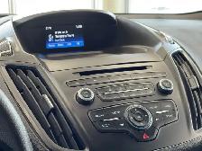 2018 Ford Escape SE 4WD Low Kilometer, Local Trade, Heated Seats - Photo 24