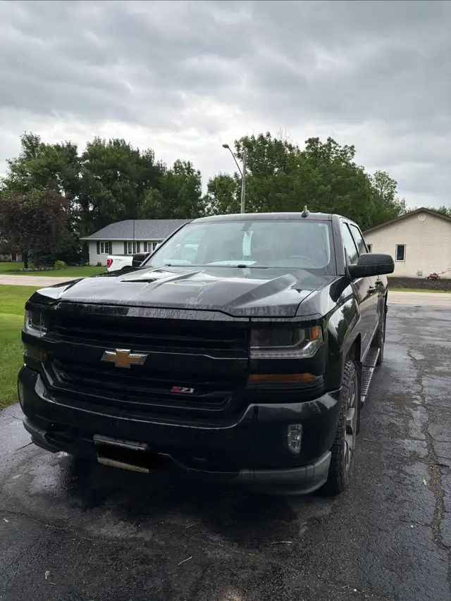 2018 Chevrolet Silverado 1500 LT Crew Cab