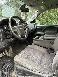 2018 Chevrolet Silverado 1500 LT Crew Cab - Photo 5