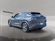 2022 Ford Mustang Mach-e Select AWD - Photo 4