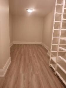 2 BEDROOM EXECUTIVE STYLE BASEMENT IN UPSCALE SOUTH ETOBICOKE - Photo 7