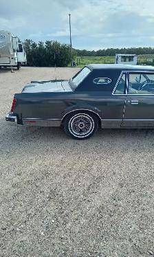 1982 Lincoln Continental Mark V1 For Sale - Photo 4