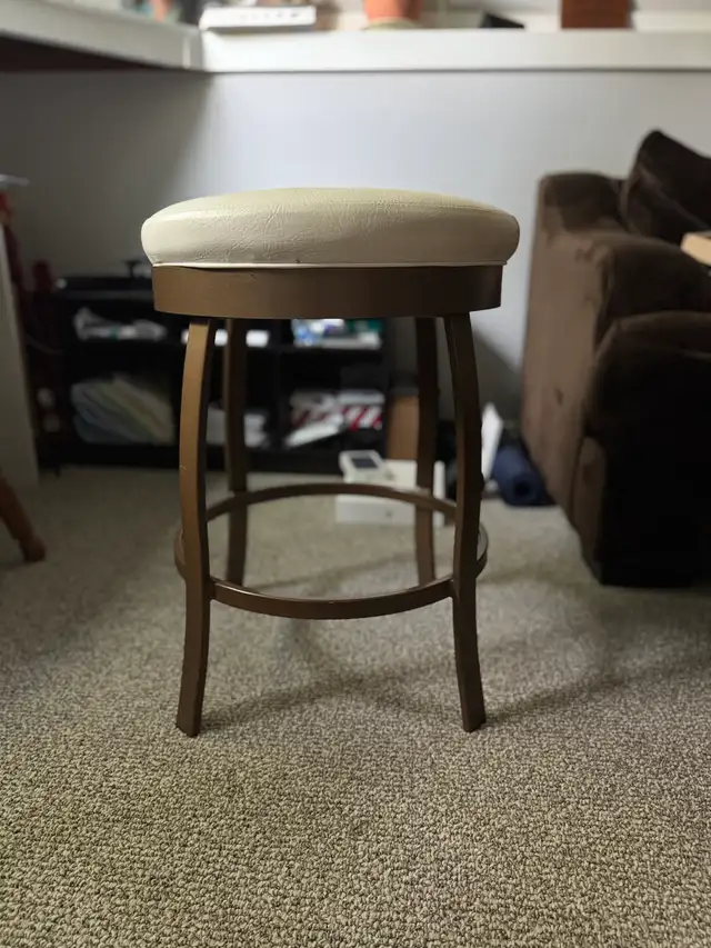Set of 4 Genuine Leather & Metal Bar Stools – High Quality