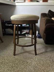 Set of 4 Genuine Leather & Metal Bar Stools – High Quality