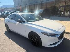 2023 Mazda 3 GT - Photo 3