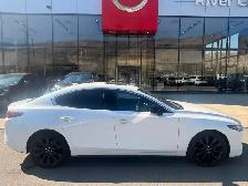 2023 Mazda 3 GT - Photo 4
