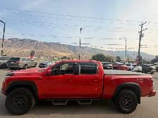 2025 Nissan Frontier PRO-4X LOW KMS! PRO-4X LUXURY! 2" LEVEL... - Photo 8