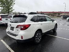 2015 Subaru Outback 3.6R Limited Package - Photo 6