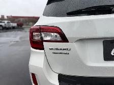 2015 Subaru Outback 3.6R Limited Package - Photo 11