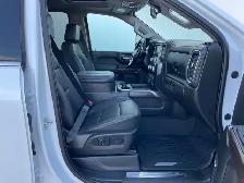 2023 GMC Sierra 3500HD - Photo 11