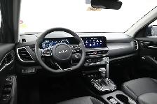 2024 Kia Seltos SX AWD FULLY LOADED!!, Leather, One Owner, Just - Photo 24