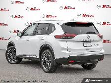 2026 Nissan Rogue Platinum - Photo 4