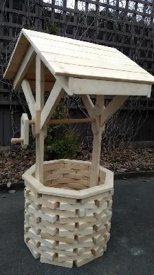 wooden wishing wells - Photo 4