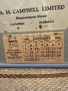 vintage  Lacombe 1939 framed calendar from A.M Campbell Ltd - Photo 2