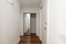 Semi renovated one bedroom, Vaughan and St Clair West - ID 1238 - Photo 8